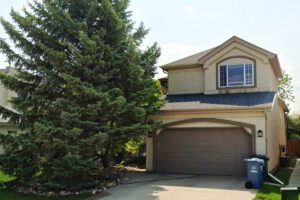 42 Vineland Crescent